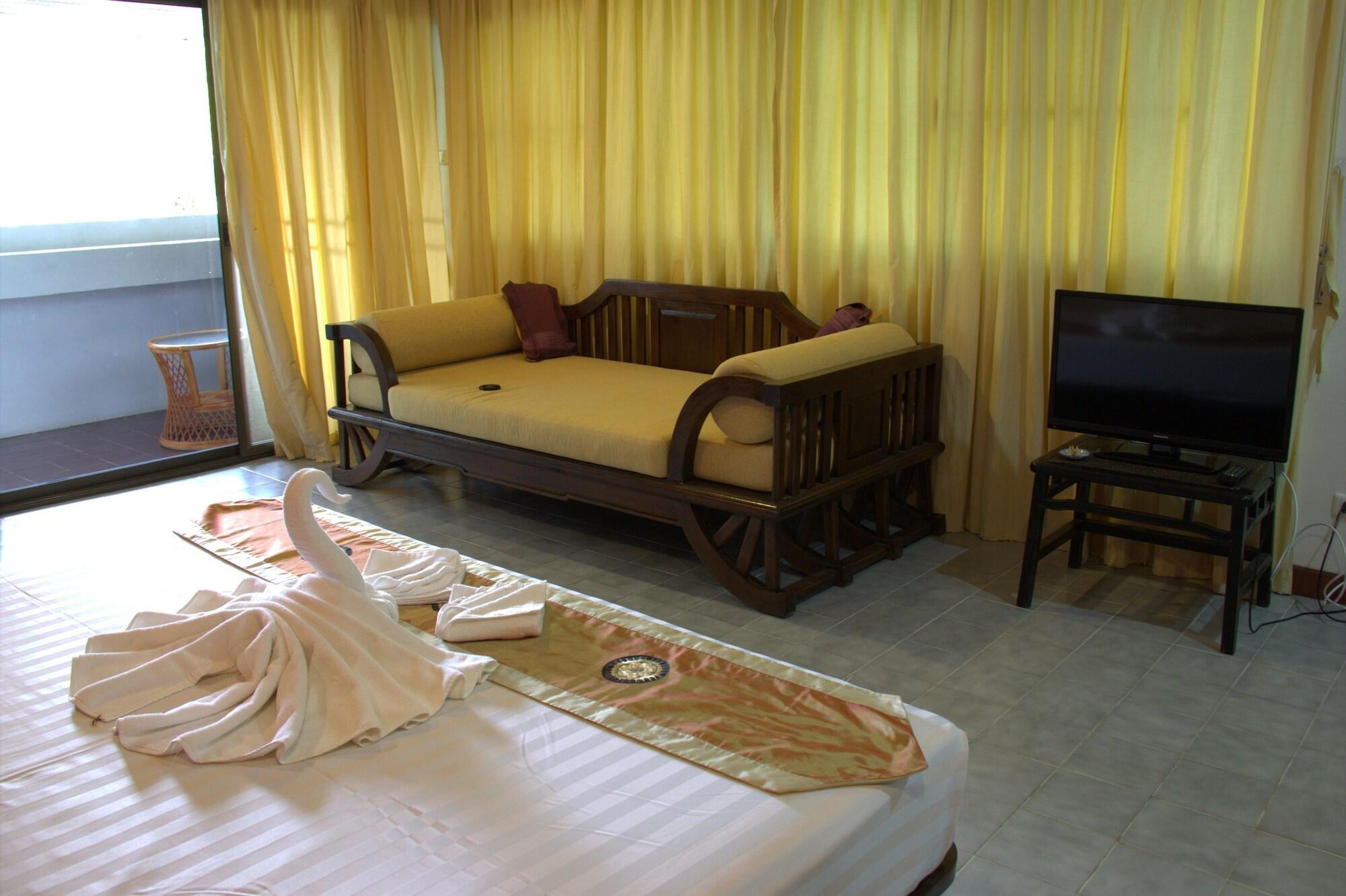 Surin Sweet Hotel Extérieur photo