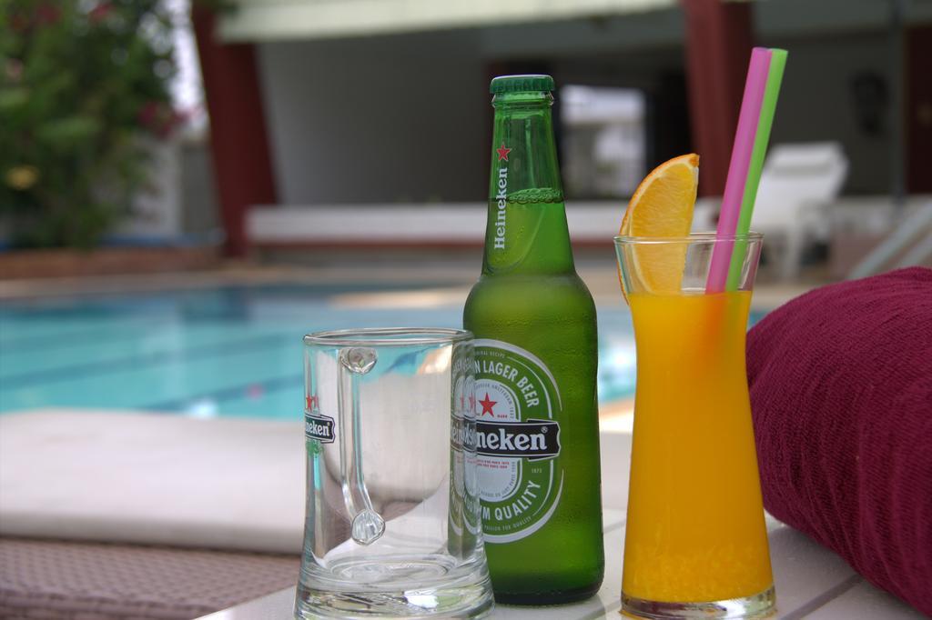 Surin Sweet Hotel Extérieur photo