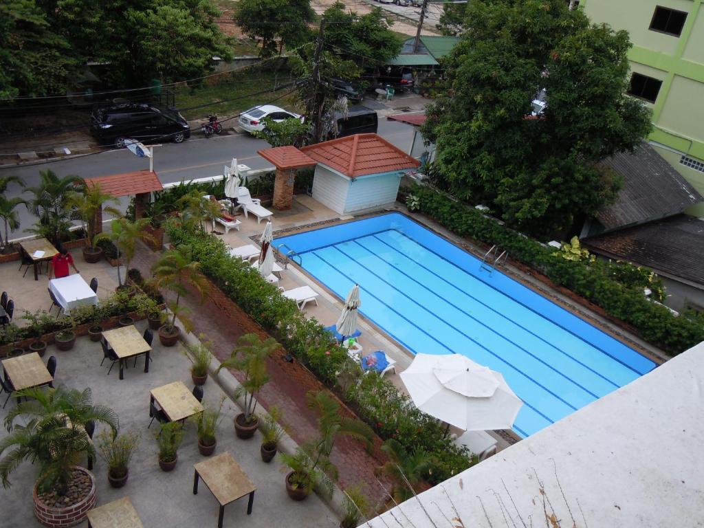 Surin Sweet Hotel Extérieur photo