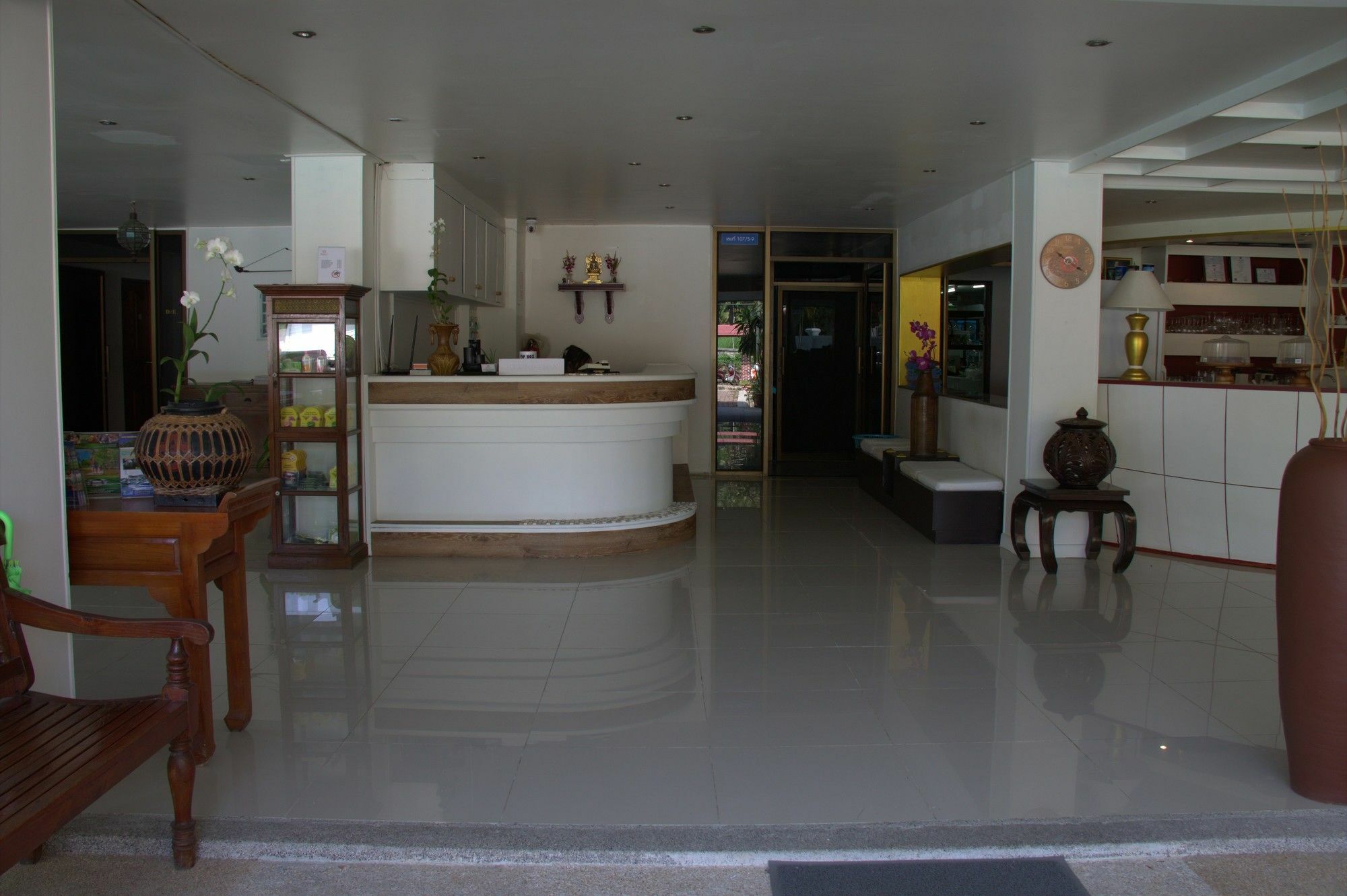 Surin Sweet Hotel Extérieur photo