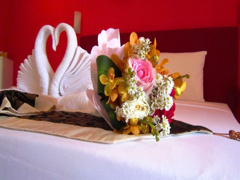 Surin Sweet Hotel Extérieur photo